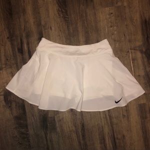 Nike women’s tennis skirt
